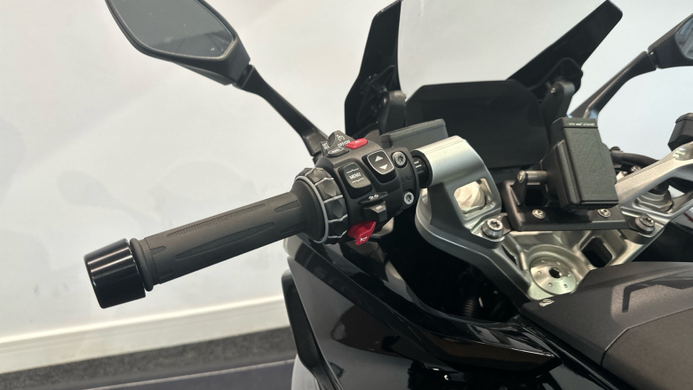 BMW R1300 RS SE (25MY)